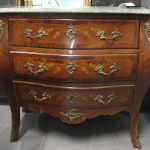 560 2328 CHEST OF DRAWERS